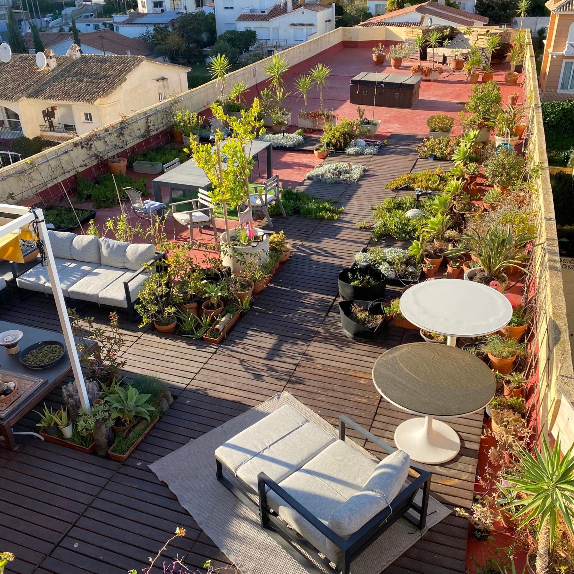Luxury - 550 M2 Penthouse - Jacuzzi, Golf & Apartment